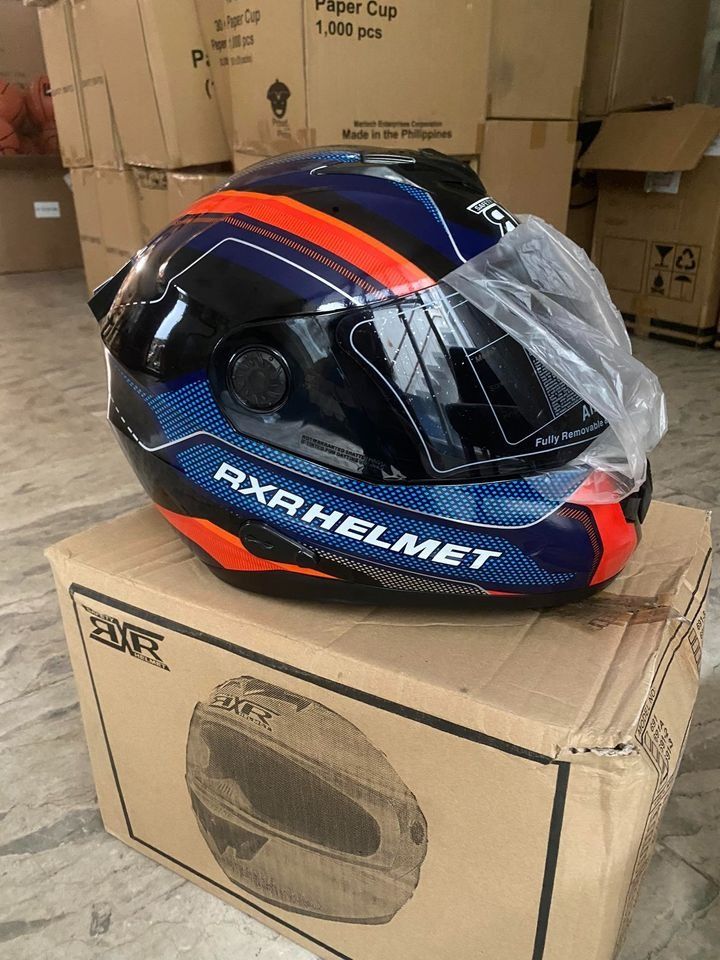 RXR Motorcycle FULLFACE HELMET, Motorbikes, Motorbike Parts ...