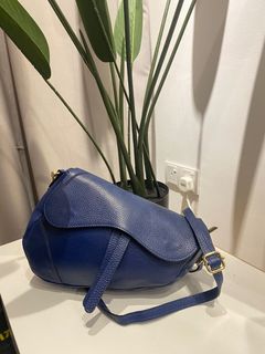 (Category: ) located in . Submitted by angele_wardrobe (Listing ID 1313953265, Image 1). Description: .