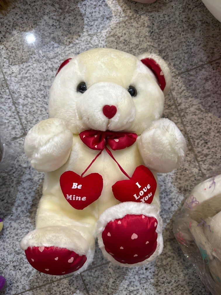 2 teddy bears in love 2025