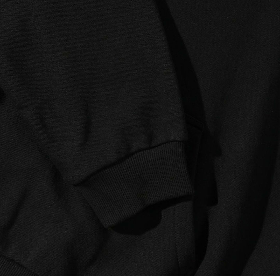 Zoo York Hoodies (Category: Coats, Jackets and Outerwear) located in Lubao. Submitted by pampanga_legit_seller2.0 (Listing ID 1313817851, Image 3). Description: Free delivery Slightly nego.