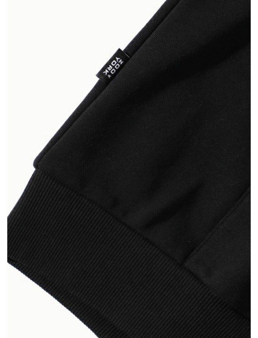 Zoo York Hoodies (Category: Coats, Jackets and Outerwear) located in Lubao. Submitted by pampanga_legit_seller2.0 (Listing ID 1313817851, Image 2). Description: Free delivery Slightly nego.