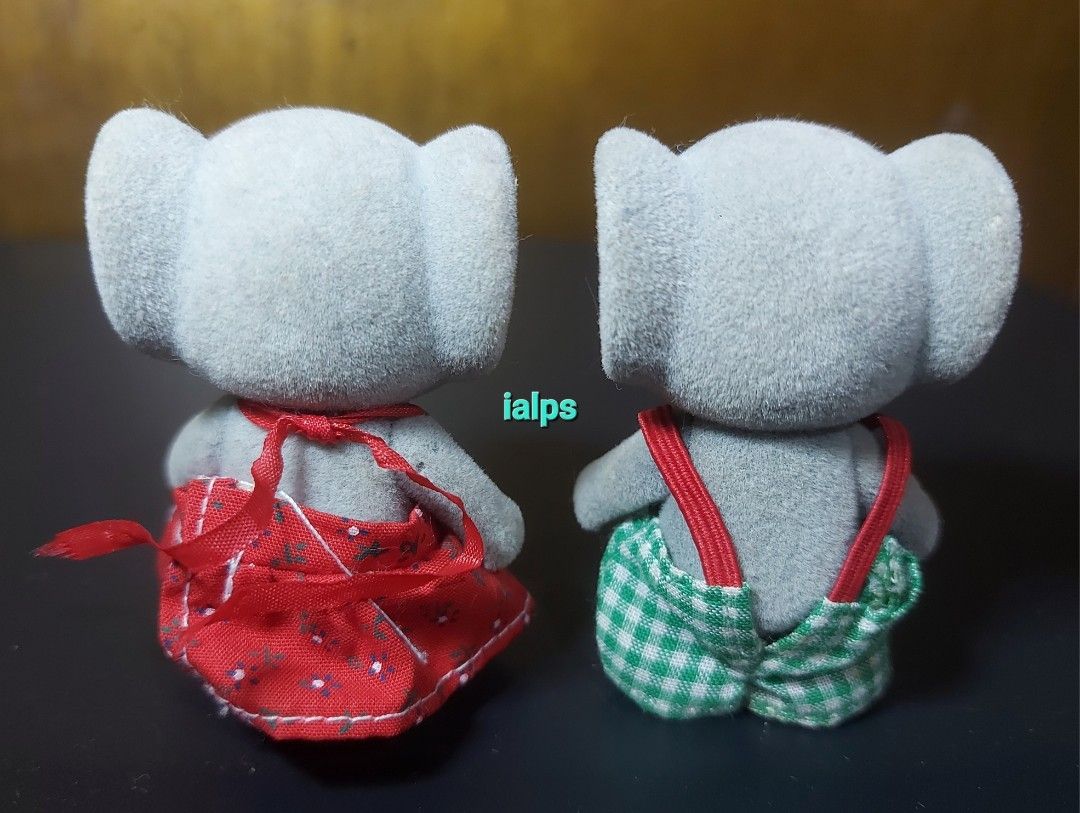 2009 Sylvanian Families Elephant Trunk Twins (Category: Vintage Collectibles) located in Pasig City. Submitted by lpsflover (Listing ID 1314140176, Image 2). Description: Rare. They have been kept over the years and has a few signs of wear and tear, which is expected of any vintage item. The pair is sold as is, please scrutinize the photos provided carefully before making a purchase. No returns nor exchange and refund request will be accommodated