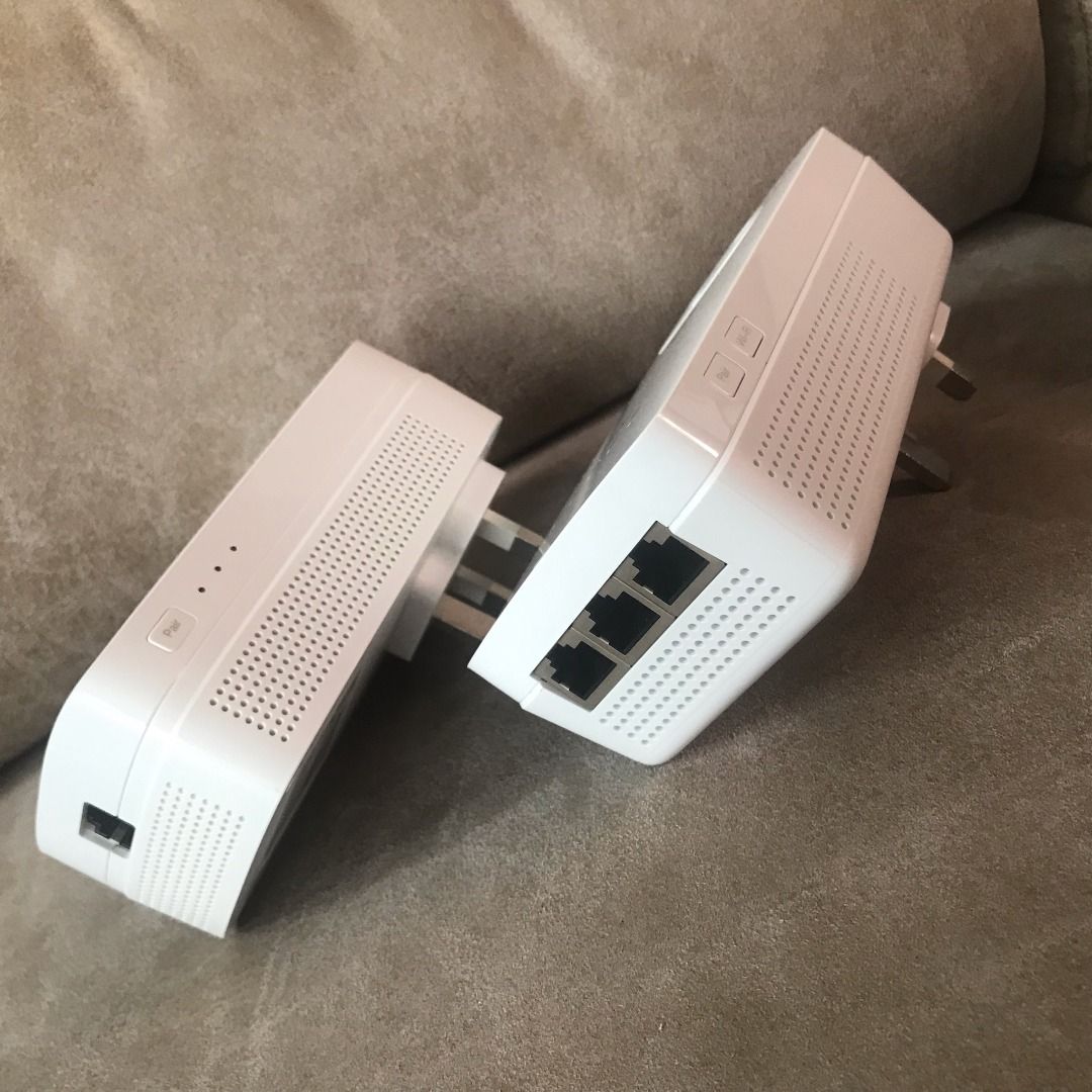 💻 TP-LINK AV1300 2pc Set Gigabit Passthrough Powerline Adapter Wi-Fi  Wireless HomePlug USED 電力線網路橋接器2件套無線電力貓🔌, 電腦＆科技, 電腦周邊及配件, Wifi及上網相關產品-