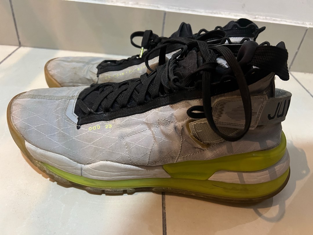AIR JORDAN PROTO MAX 720 ALUMINIUM GREY NEON Men s Fashion Footwear Sneakers on Carousell