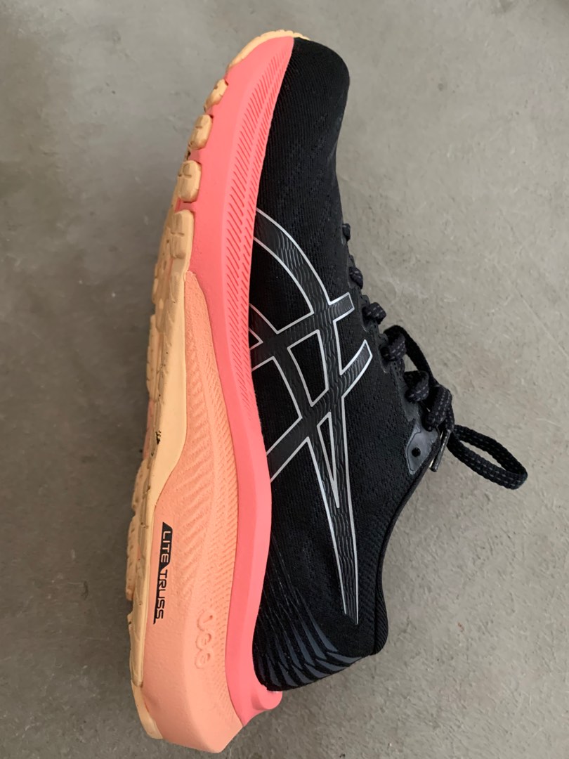 ASICS Lite Truss