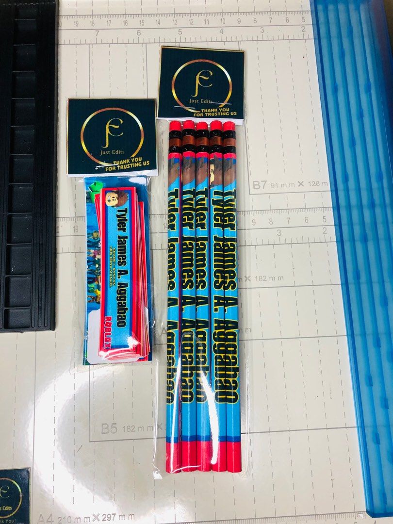 Back to school bundle labels (Category: Stationery & School Supplies) located in Caloocan City. Submitted by justemporium_justedits (Listing ID 1314066860, Image 3). Description: Pencil wrap - 100.00/5pcs Subj and name- 1 A4 sheet 50.00 Laminated Name tag w/ lace-60.00 All in bundle 200.00 Free layout.