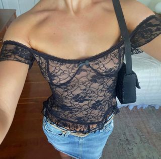 (Category: ) located in . Submitted by bestdresseddd (Listing ID 1314145309, Image 1). Description: .