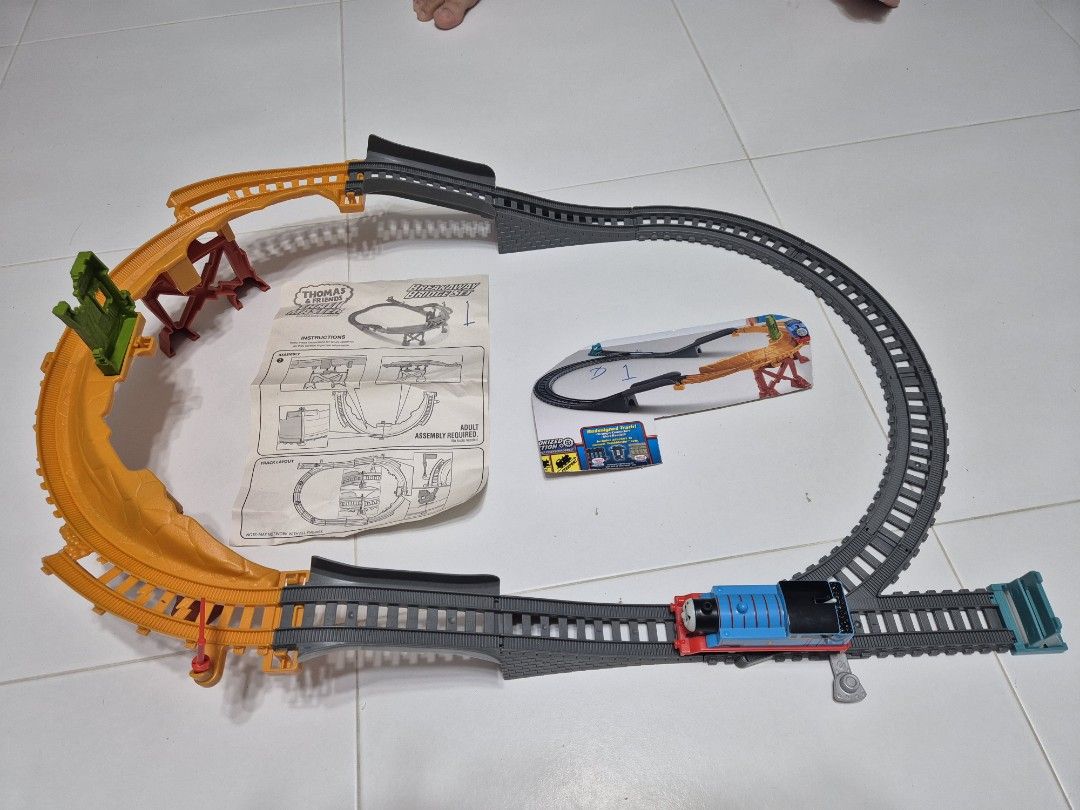 Trackmaster breakaway bridge set top