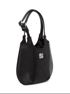 (Category: ) located in . Submitted by shop.girlypop (Listing ID 1314103214, Image 1). Description: .