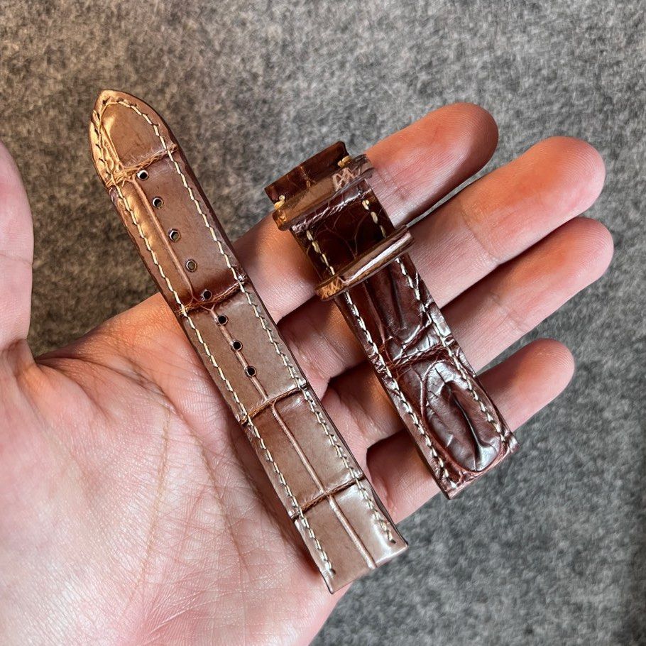 Handmade Dark Brown Alligator Leather Strap 20mm Men s Fashion Watches Accessories Watches on Carousell