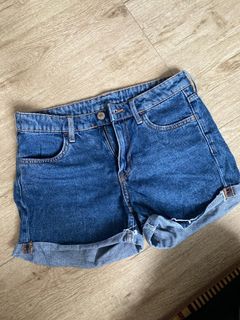 (Category: ) located in . Submitted by peennyy (Listing ID 1314034425, Image 1). Description: .