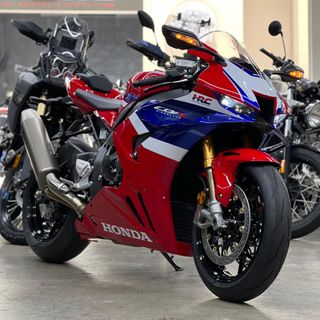 (Category: ) located in . Submitted by BAM_62Changi (Listing ID 1264390977, Image 1). Description: .