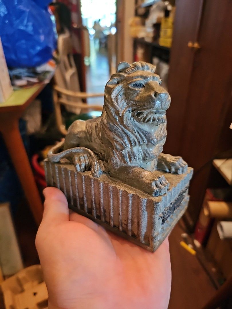 カ*て様 香港HSBC銀行 風水ブロンズライオン像 2体セット非売品獅子箱