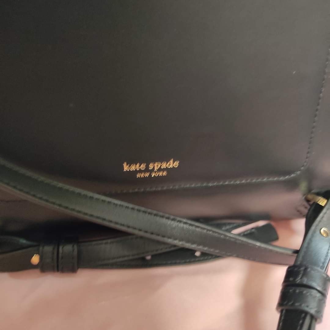 Kate spade romy (Category: Luxury Bags & Wallets) located in Caloocan City. Submitted by sizzies_fashion_style (Listing ID 1314156644, Image 3). Description: Original Preloved from Retail japan on hand sea cargo.