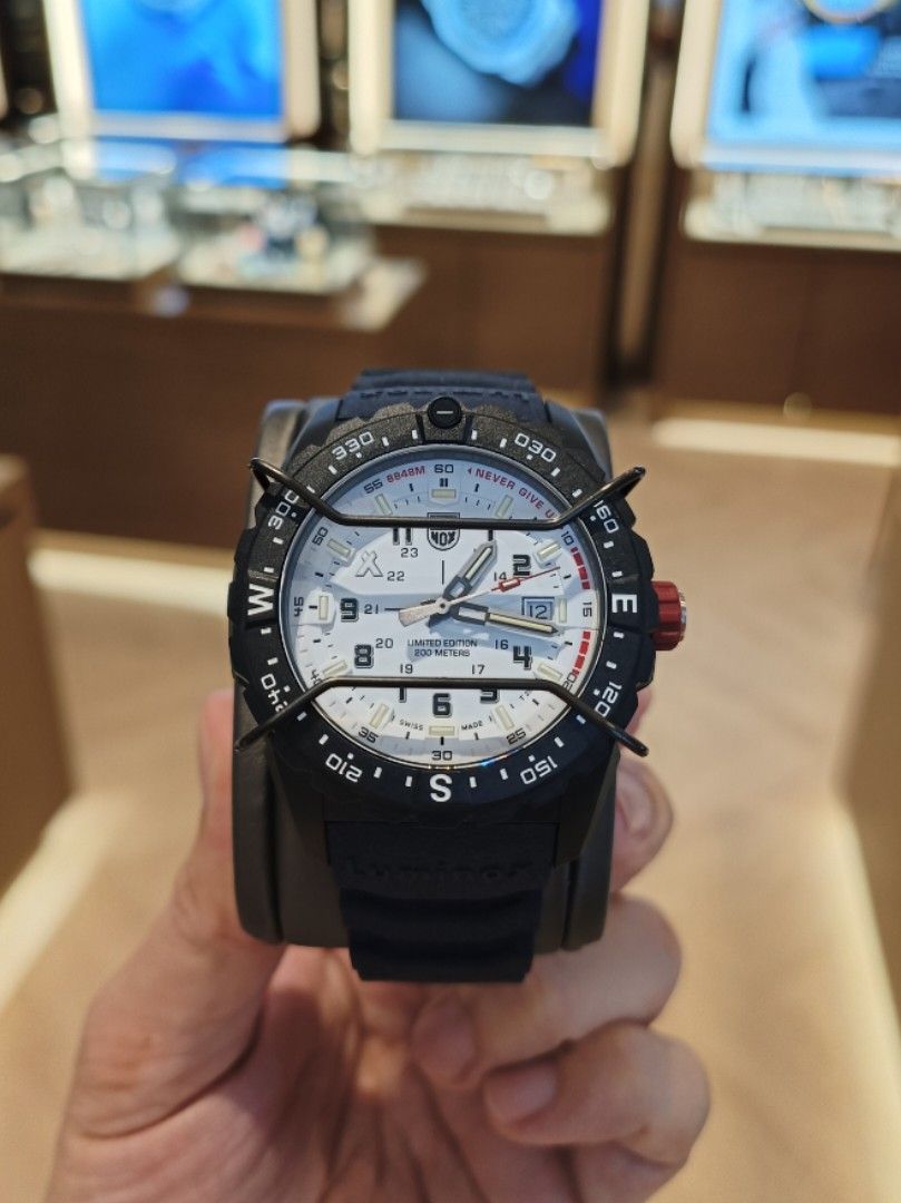 Bear grylls breitling hotsell
