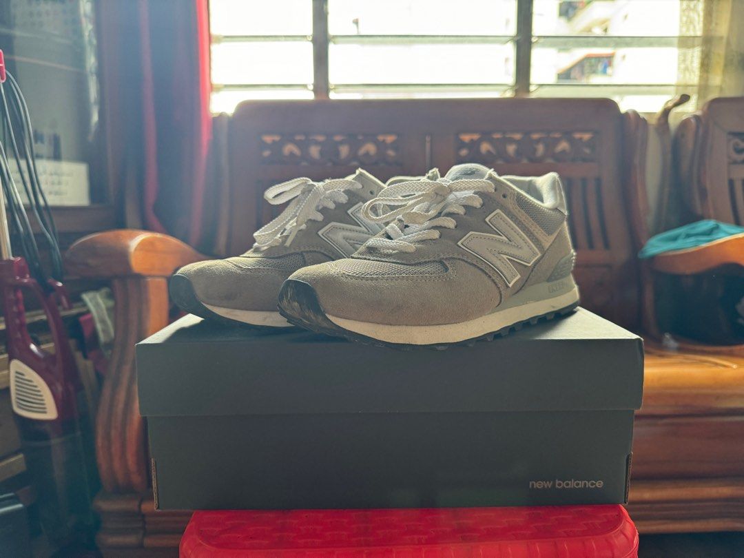 New Balance Classic Traditionnel Men s Fashion Footwear Sneakers on Carousell