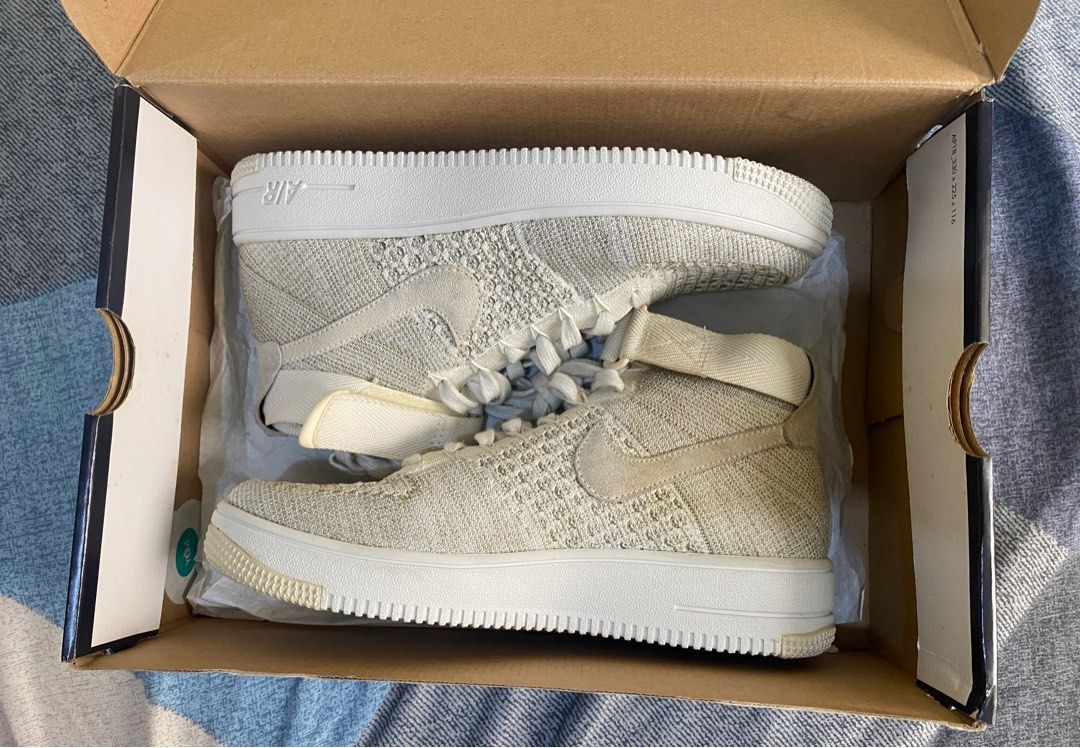 Nike Air Force 1 Ultra Flyknit Mid (Category: Sneakers) located in Mandaluyong City. Submitted by jonvilla (Listing ID 1313999185, Image 2). Description: Nike AF1 Flyknit Mid 7.5 US 25.5 cm With original box Some light stains Payment via Gcash or bank transfer Pickup by schedule at Cash n Carry Mall (weekdays) Shipping via LBC, Grab, or Lalamove Nego .