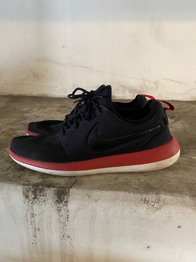 red and black roshes