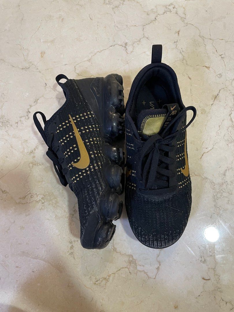 vapormax flyknit black and gold