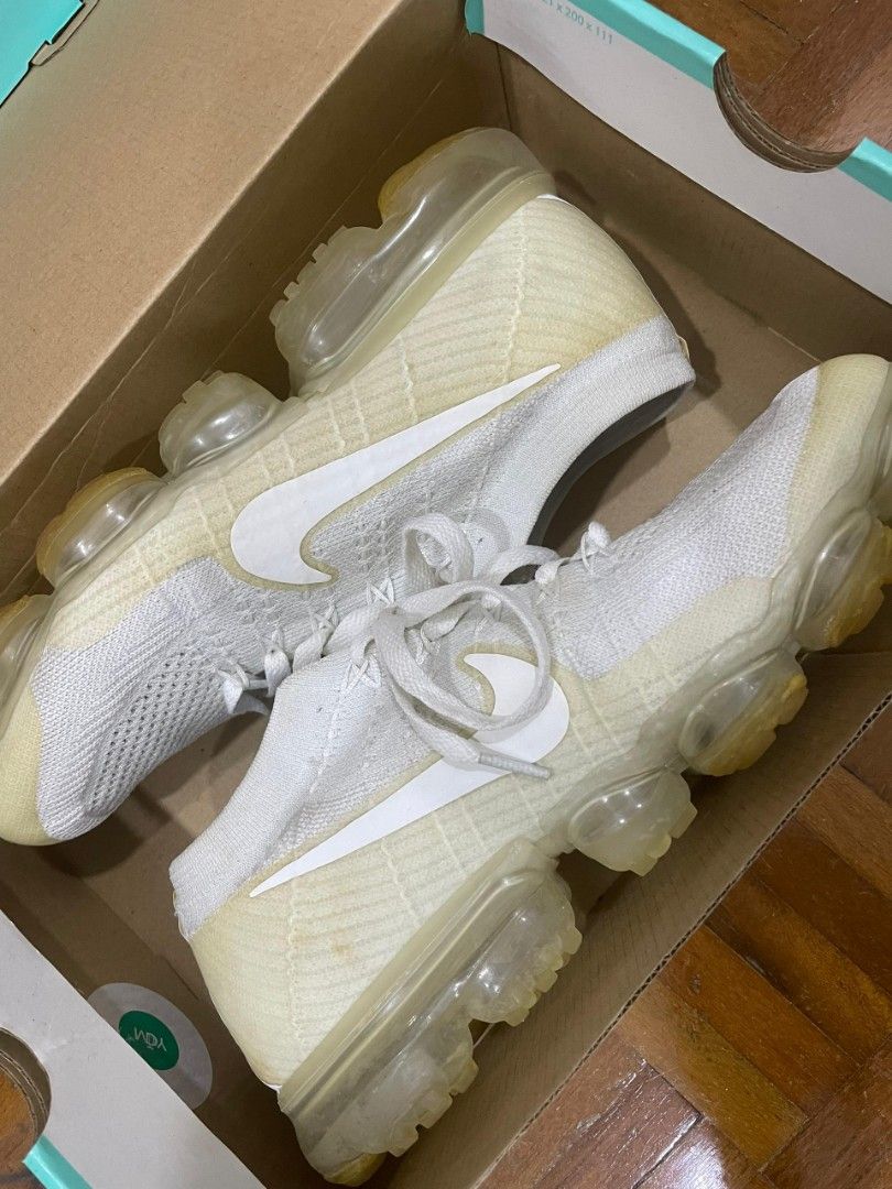vapormax triple white 1.0