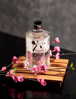 （分類：）位於 。 由 erwin_sikko 提交（商品編號 1314014661，圖片 1）。簡介： 。
