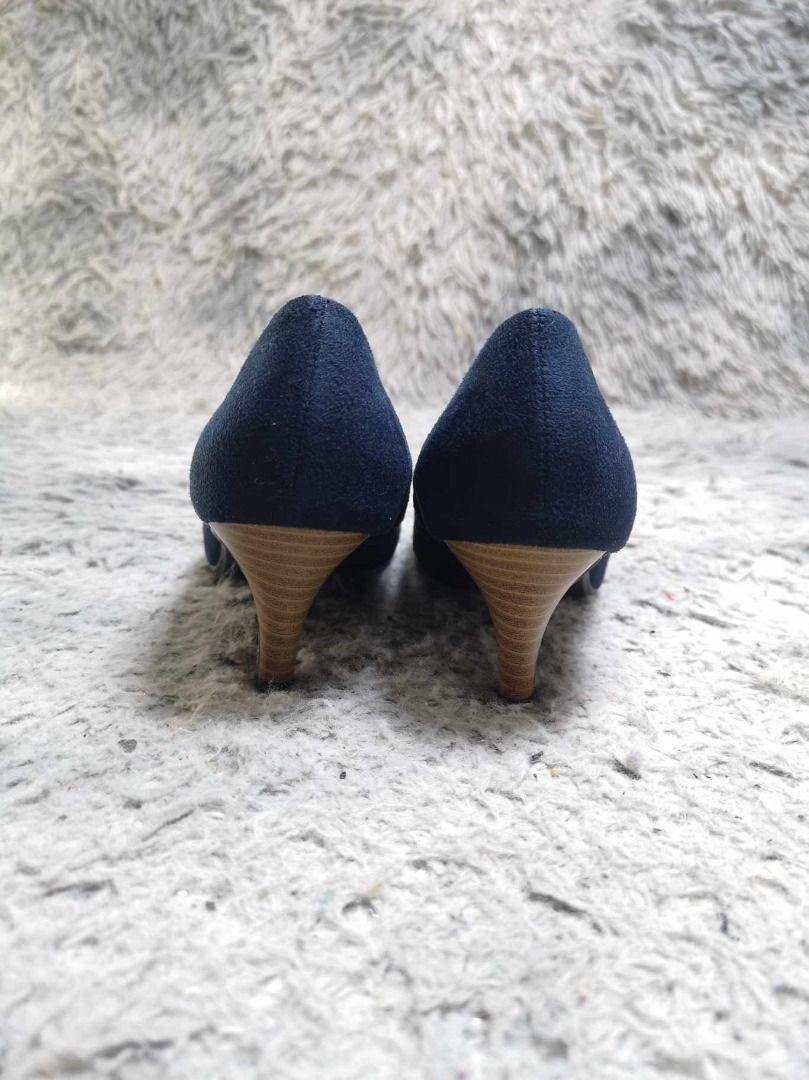 Royal blue kitten heels deals
