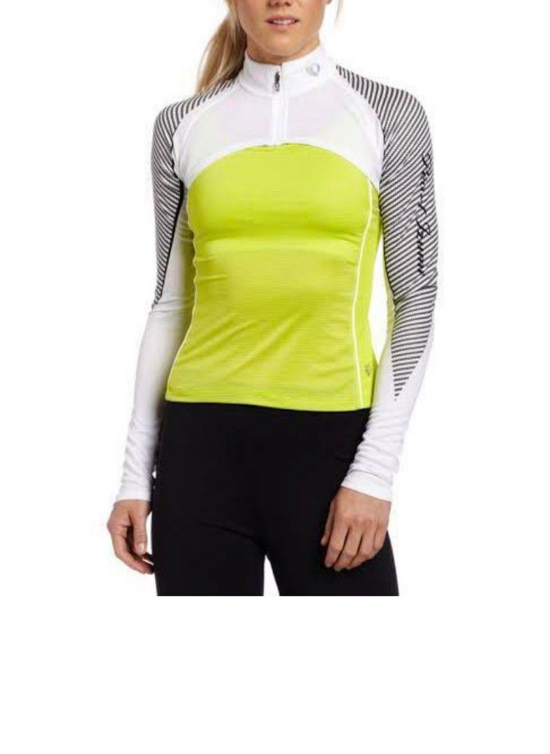 Shrug Pearl Izumi (Category: Activewear) located in Manila. Submitted by amber_silver (Listing ID 1314055890, Image 1). Description: An innovation in function and fashion, this shrug can be paired with a sleeveless Jersey or a tank for warmth and comfort in cool conditions. 💯 authentic. fit s-m Pwede Pickup tru Lalamove/Grab Location: San Mateo Rizal.