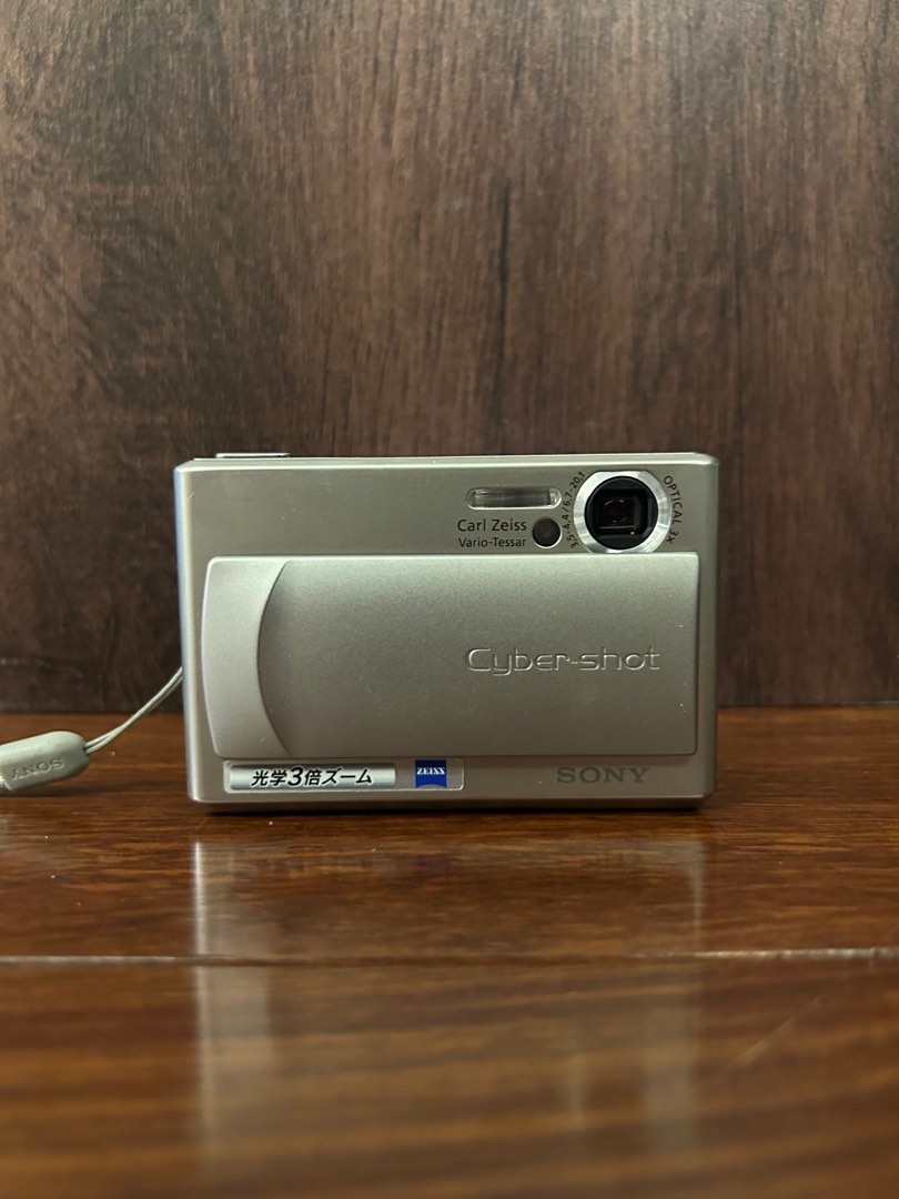 sony_cybershot_dsct1_172086960