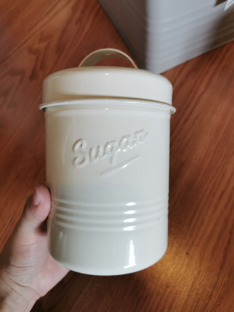 Sugar Container (Category: Food Organization & Storage) located in Quezon City. Submitted by katelegas86589 (Listing ID 1314129695, Image 1). Description: Sugar container imported from Australia - Perfect for storing other condiments or kitchen decor in your home or office. - Brand New - No dents or damage MOP - Bank transfer or Gcash Shipping c/o Buyer pickup p in New Manila Quezon City.