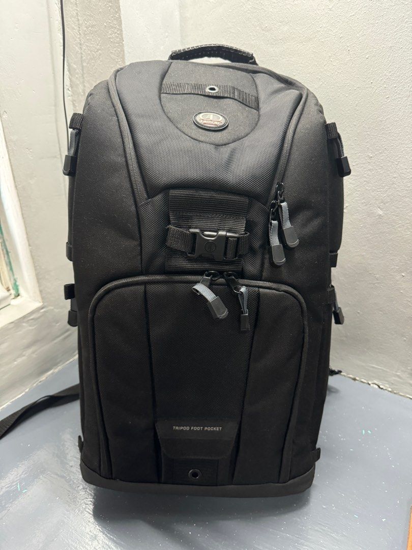 Tamrac 5789 Evolution 9 Camera Backpack (Category: Camera Bags & Carriers) located in Manila. Submitted by kickz_42 (Listing ID 1314139783, Image 2). Description: FOR SALE: - Brand New, Unused, Bought and just stored - 101 % Authentic, NOT CLASS A or NOT FAKE - Check all you want, what you see is what you get Full specs are found here: https://www.slrlounge.com/review-tamrac-5789-evolution-9-backpack/ MEETUP: - Mezza Residences/SM Sta. Mesa - San