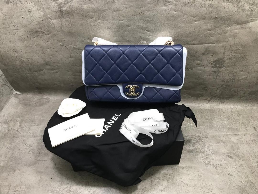 Tas Chanel Navy Lambskin Gold Tone Satchel Bag 2020 Elegant Resin Chain  Classic Flap Quilted Lambskin Dark Blue GHW No 29