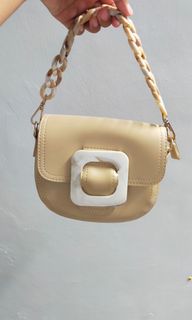 (Kategori: ) berada di . Dikirim oleh kosdella (ID iklan 1314014407, Gambar 1). Deskripsi: .