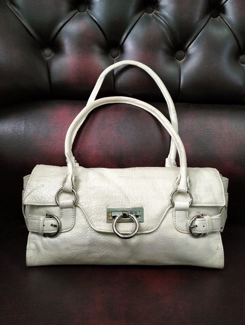Tas Salvatore Ferragamo minus