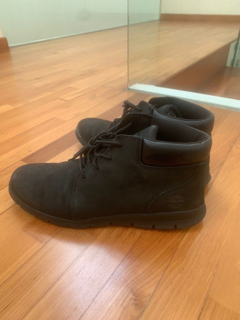 Timberland Hoverlite (Category: Boots) located in Singapore. Submitted by yhorng (Listing ID 1314055521, Image 4). Description: Actual size EU44/UK9.5/US10. Authentic. Fast deal $25.