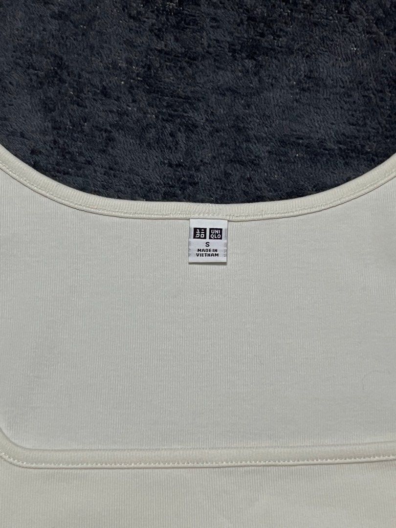 UNIQLO Cream Cropped Top (Category: Shirts) located in Cagayan de Oro. Submitted by dollydeclutter (Listing ID 1314031356, Image 3). Description: UNIQLO Cream Square Neck Cropped Top SIZE: Small PRICE: 550 MOP: GCash, BDO Bank Transfer RFS: Declutter, Never used PM for more Inquiries ♡.
