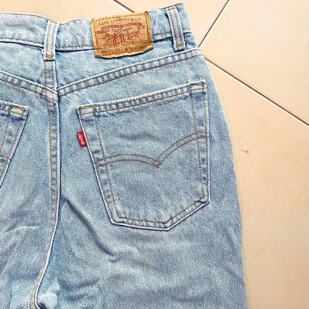 Vintage Levi s Mom Jeans Women s Fashion Bottoms Jeans Leggings on Carousell