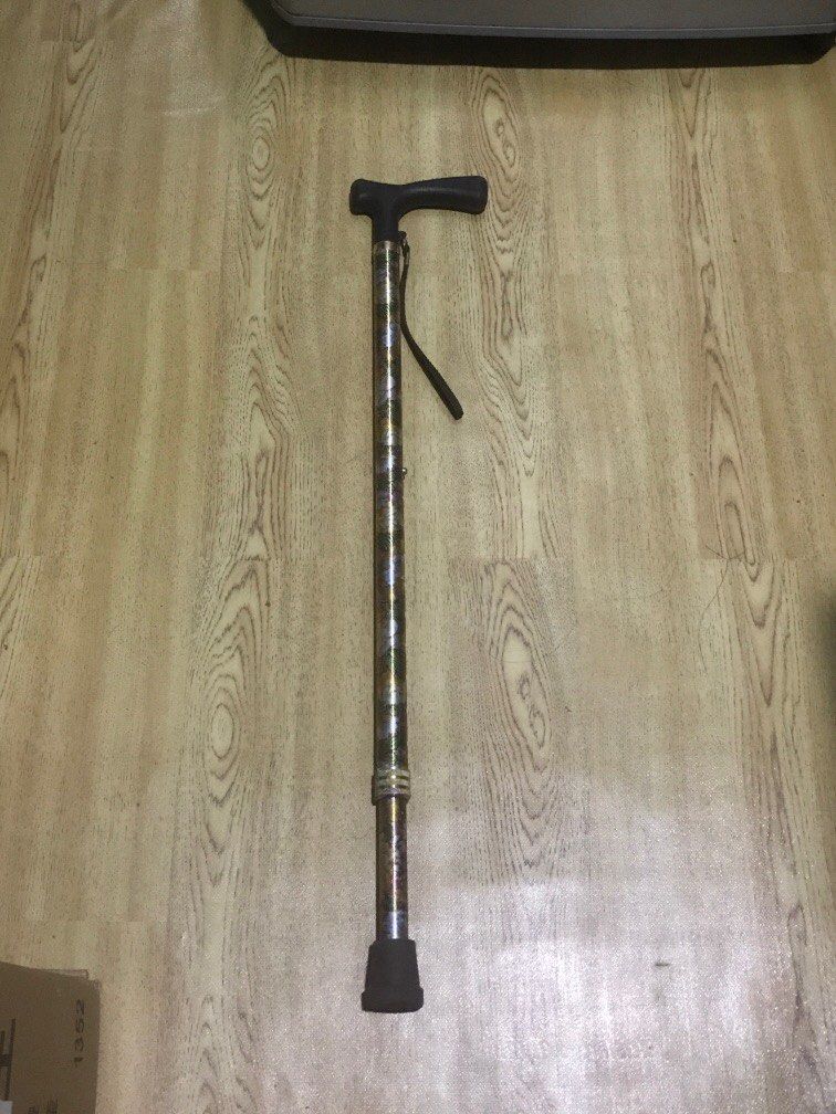 Walking stick adjustable tungkod #2880 (Category: Braces, Support & Protection) located in Malabon City. Submitted by mldg.surplus (Listing ID 1314131082, Image 1). Description: MLDG CAROUSELL MLDG Surplus Reminder: •Expect minimal flaws such as stain, lint, rust, scratches etc. •No reservation, we can accept your offer, but it doesn’t mean that the item is reserved. •No other picture. All pictures are posted already. •Color may vary due to light
