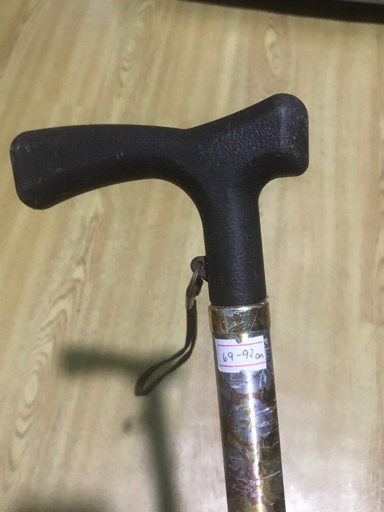 Walking stick adjustable tungkod #2880 (Category: Braces, Support & Protection) located in Malabon City. Submitted by mldg.surplus (Listing ID 1314131082, Image 2). Description: MLDG CAROUSELL MLDG Surplus Reminder: •Expect minimal flaws such as stain, lint, rust, scratches etc. •No reservation, we can accept your offer, but it doesn’t mean that the item is reserved. •No other picture. All pictures are posted already. •Color may vary due to light