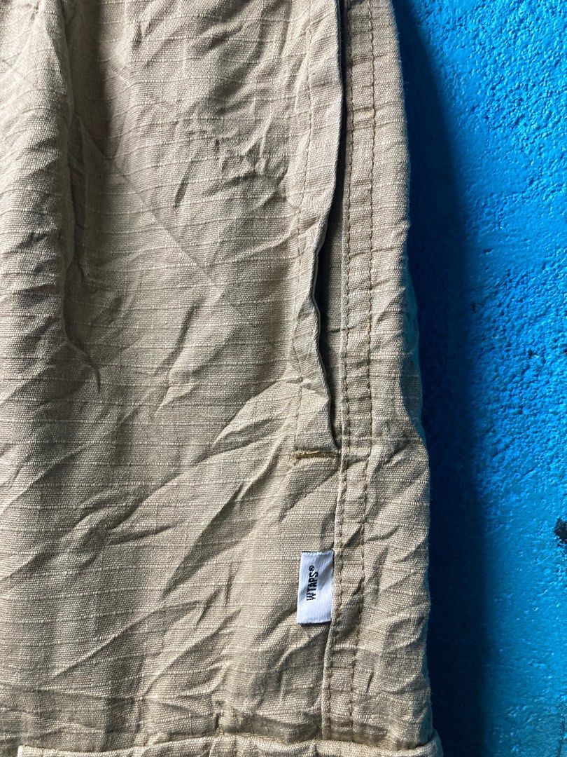 Wtaps cargo pants (Category: Joggers) located in Quezon City. Submitted by thriftxgoods (Listing ID 1314133378, Image 2). Description: Forsale Wtaps cargo pants Size x 40 Fit large 32-34 Length 39 Verygood condition All details declared 600 DM ME .