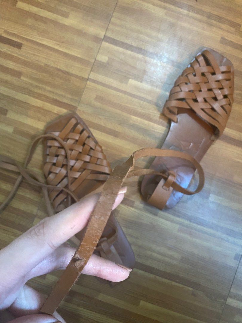 Zara Brown Leather Strappy Sandals (Category: Flats & Sandals) located in Manila. Submitted by shopcrisuu (Listing ID 1314067872, Image 3). Description: .