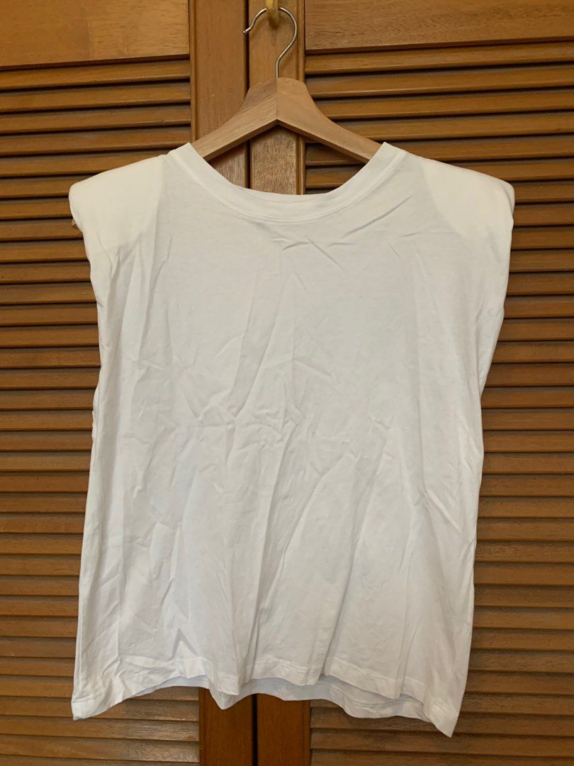 Zara sleeveless padded shoulder top, Women's Fashion, Tops, Shirts