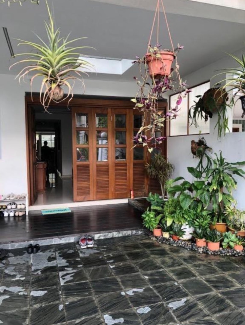 (Category: ) located in . Submitted by peterchew888 (Listing ID 1314300423, Image 1). Description: .