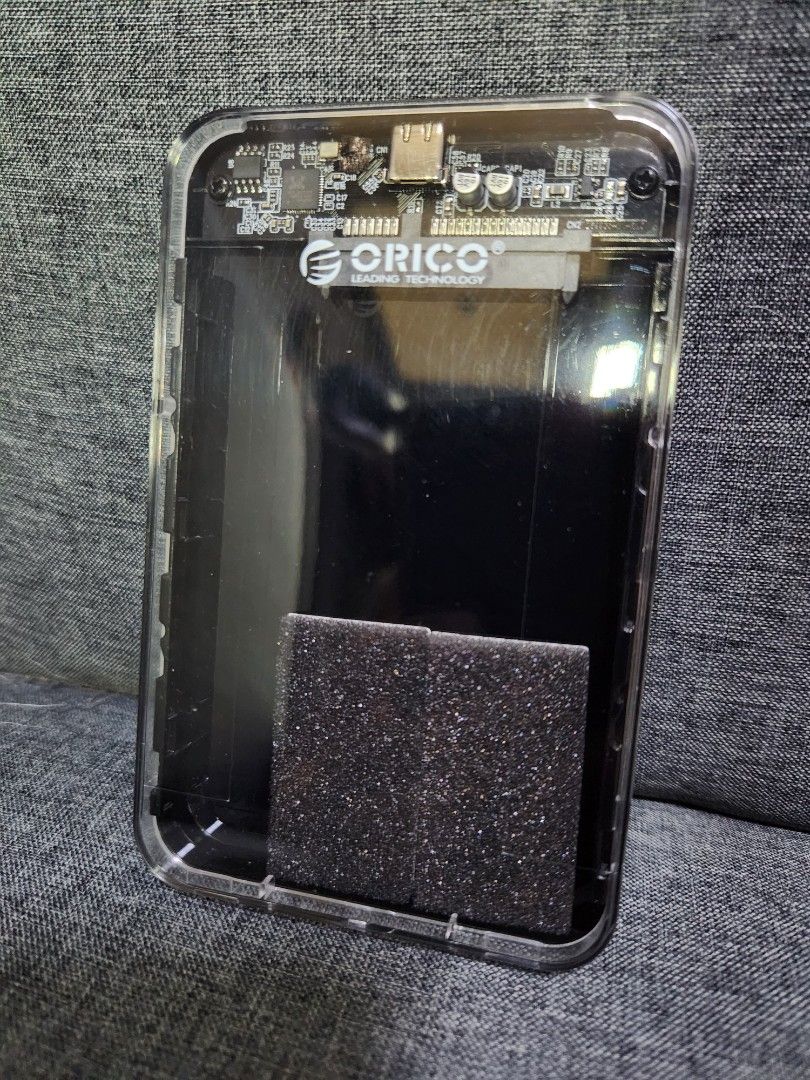 2.5 HDD Orico Enclosures (Category: Hard Disks & Thumbdrives) located in Marikina City. Submitted by earnestaustria (Listing ID 1314305283, Image 3). Description: 3 pieces set brand new condition with sticker pads no issues with sealed USB C to A cords with replacement boxes Marikina City.
