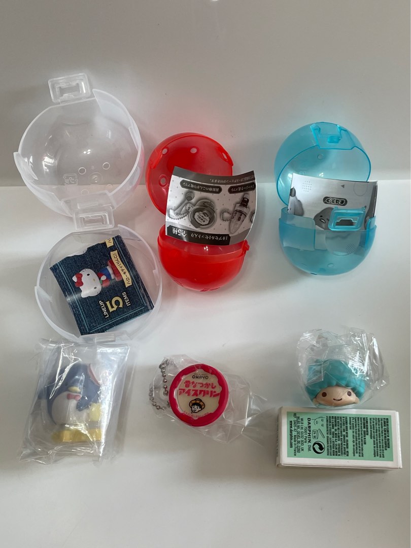 扭蛋 Sanrio 搖搖頭Sam 日本雪糕 Kiki戒指, 興趣及遊戲, 玩具 & 遊戲類 - Carousell