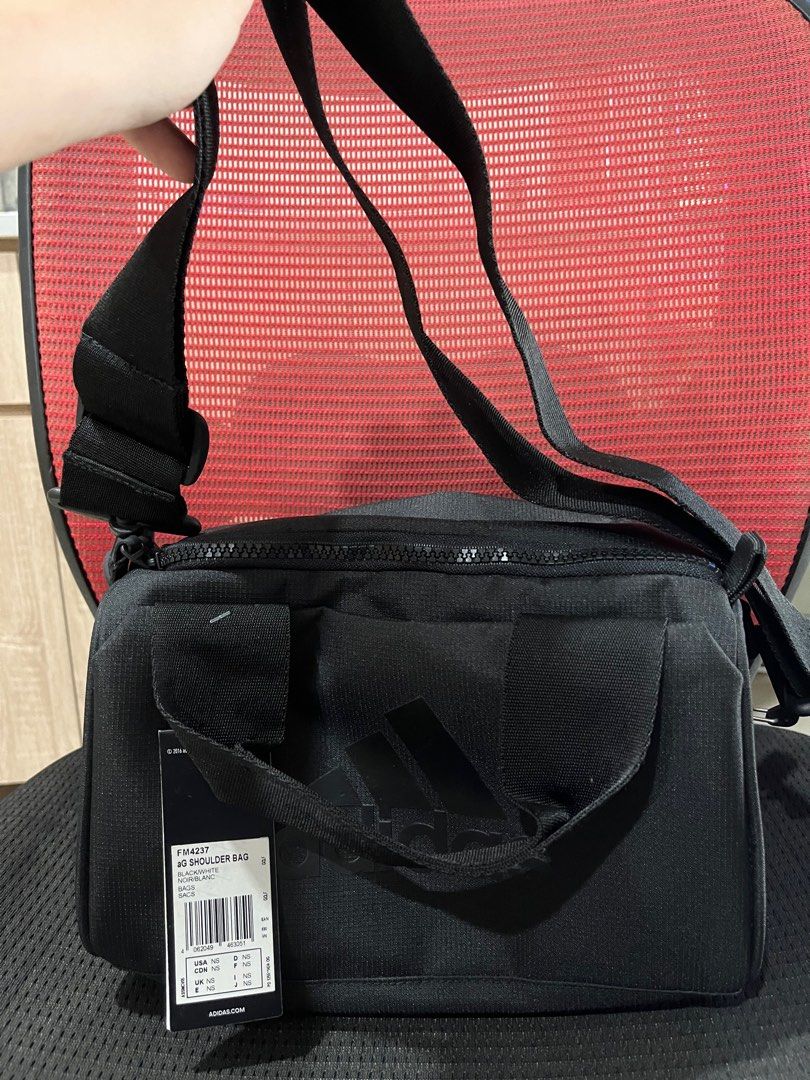adidas golf shoulder bag