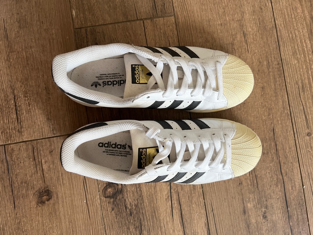 Adidas Superstar original, Women's Fashion, Footwear, Sneakers on Carousell