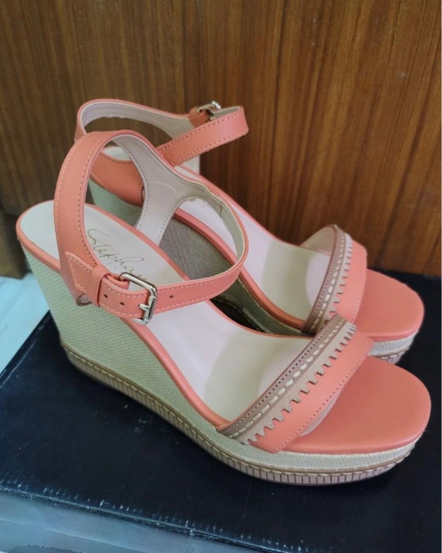Stephanie Sandals