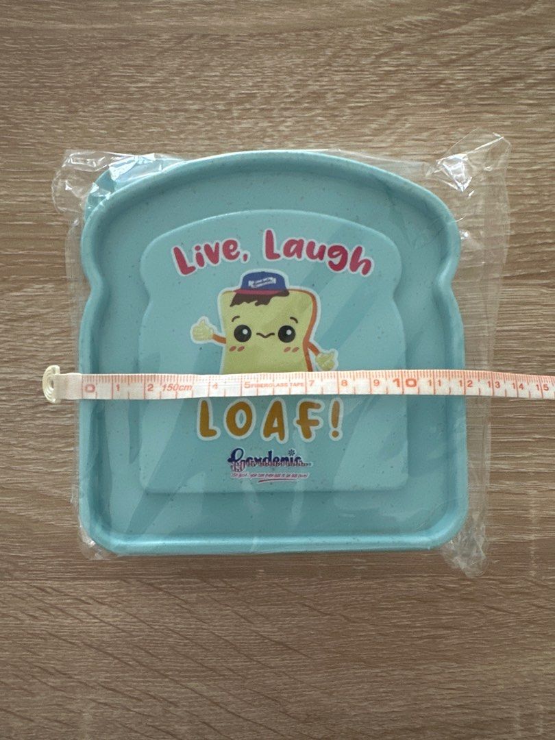 Bread container (Category: Food Organisation & Storage) located in Singapore. Submitted by mapletoronto (Listing ID 1314234573, Image 3). Description: .