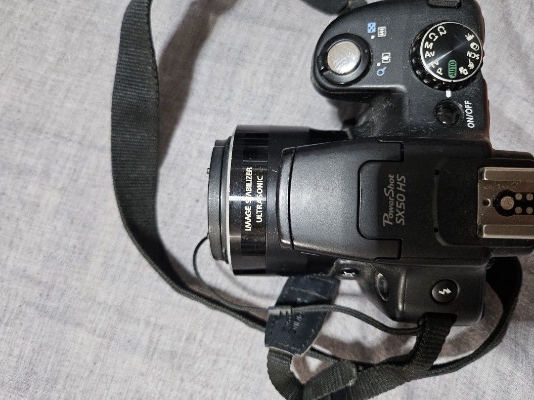 Canon (Category: Cameras) located in Manila. Submitted by bernardltoco (Listing ID 1314274089, Image 3). Description: canon camera matagal naka stock di ko alam kung gumagana po.