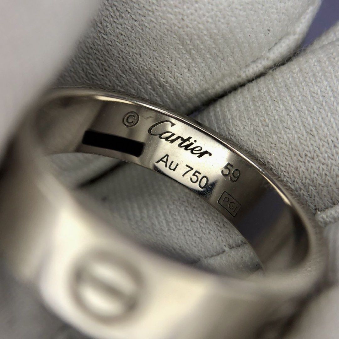 Love ring cartier silver discount